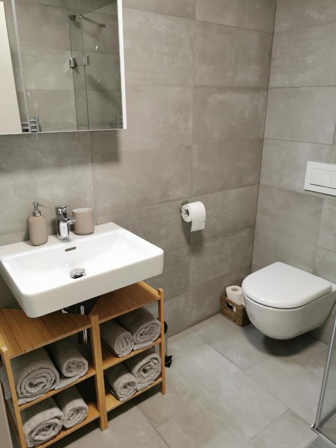 Apartman V Jizerkach Janov nad Nisou Exterior foto